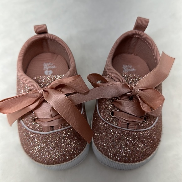 Baby Bgosh in EUC Size:2. (3-6months) - Picture 3 of 5